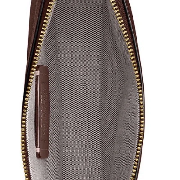 Coach Dark Brown Leather Shoulder Bag - Picture 6 of 8